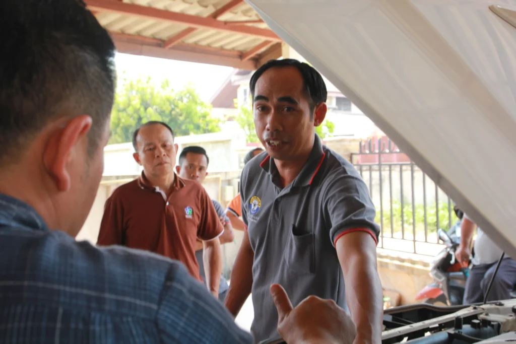 ອຈ ສິນທະວົງ ບໍລິຫານ ໃນຊົ່ວໂມງ BEWAGON